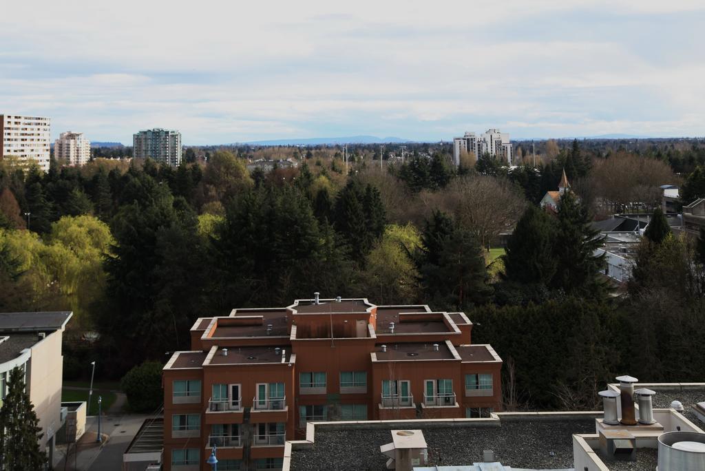 Vancouver Airport Condos Ричмонд Экстерьер фото